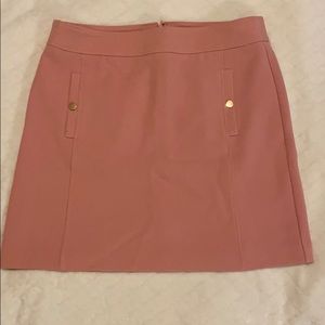 Pink loft skirt with pockets